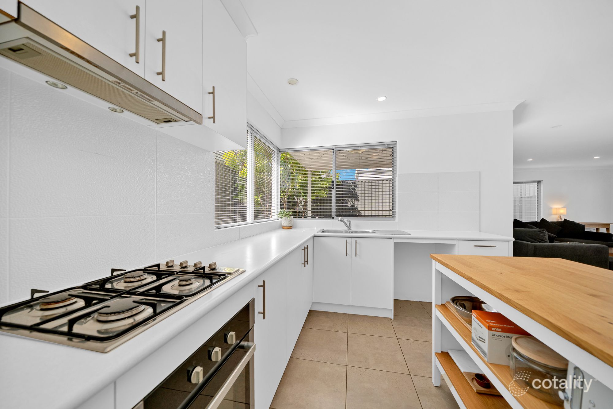 20 Laila Turn, Madeley, WA 6065