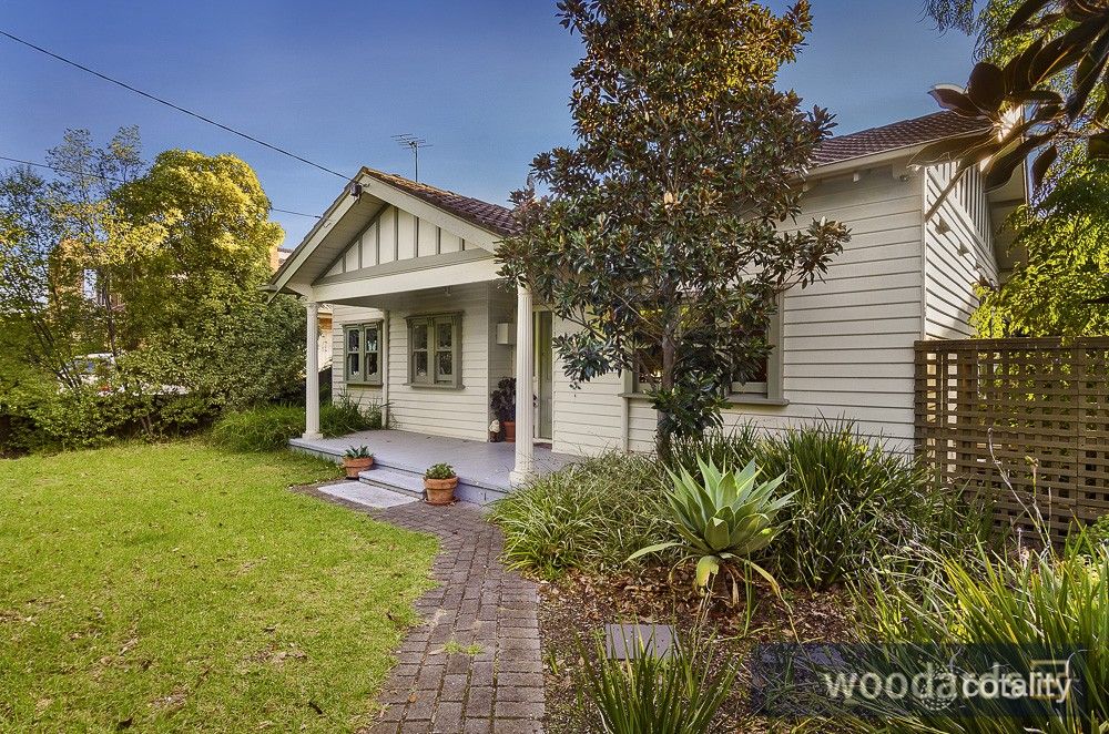 33 Station Ave, Mckinnon, VIC 3204