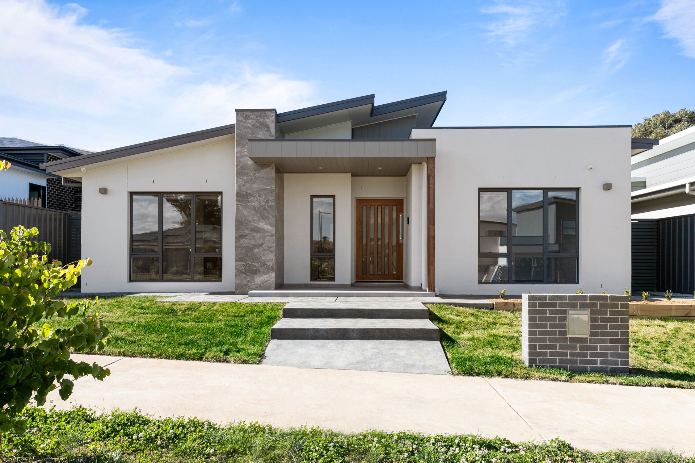 8 Rachel Makinson St, Strathnairn, ACT 2615