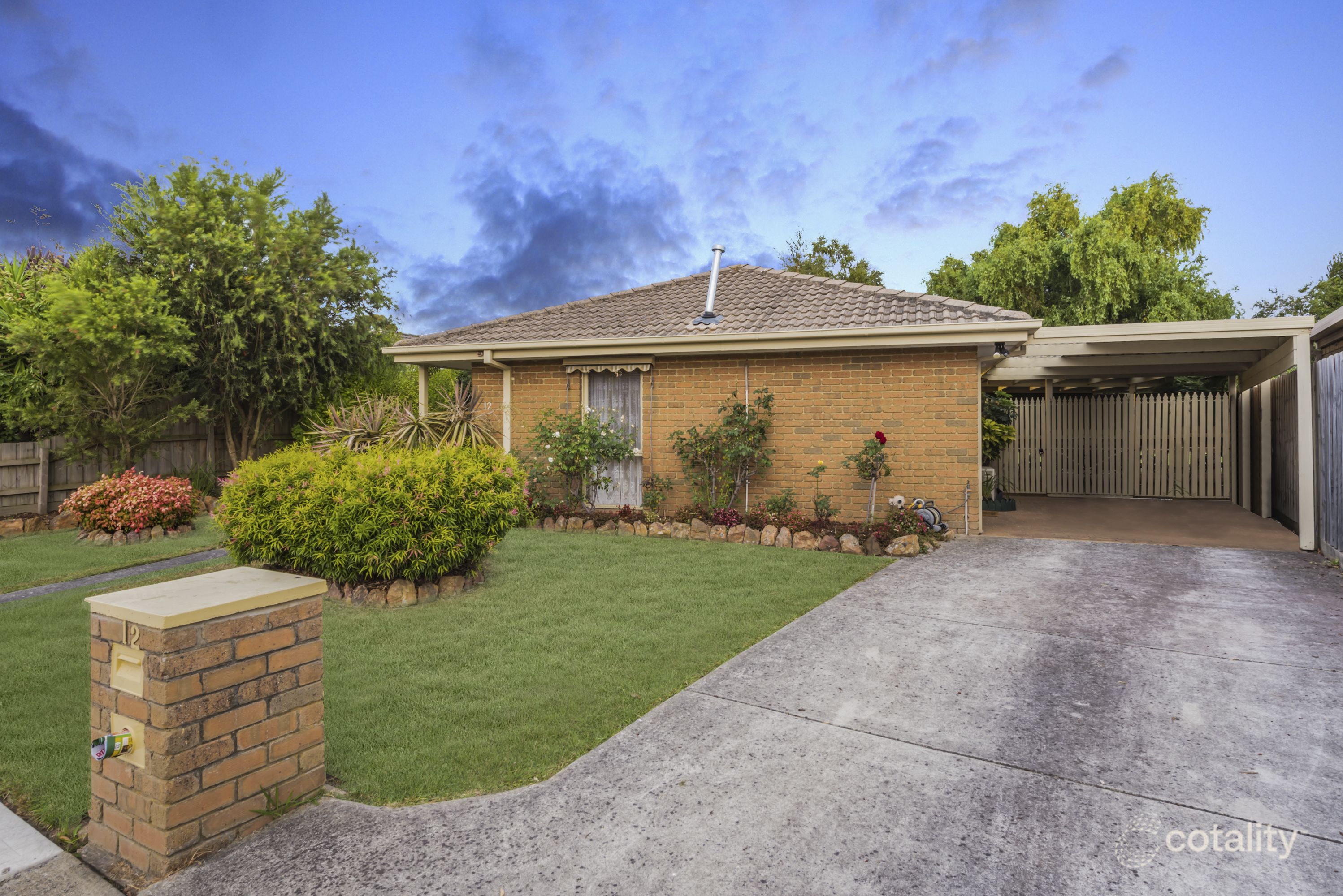 12 Willunga Ct, Berwick, VIC 3806