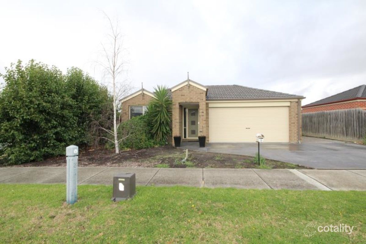 9 Sweet Pea Dr, Pakenham, VIC 3810