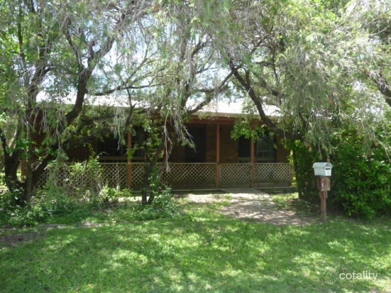 1 Stott St, Bucasia, QLD 4750