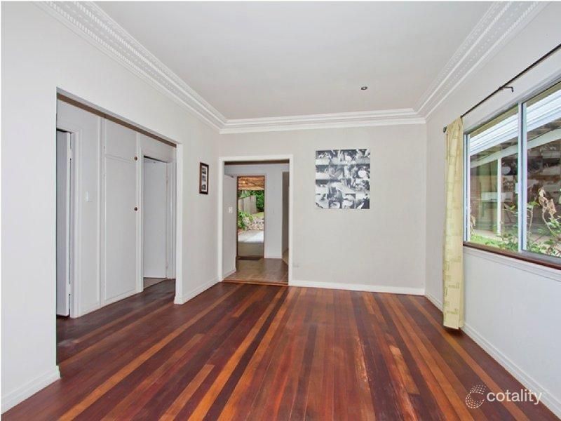 92 Dutton St, Coolangatta, QLD 4225