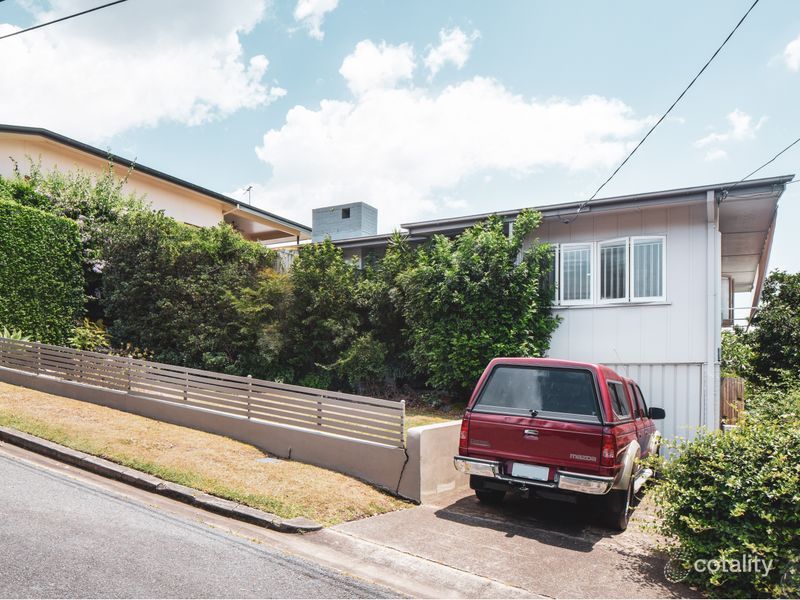 2 Devon St, Toowong, QLD 4066