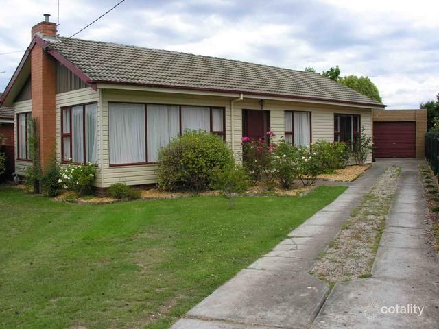 1117 Grevillea Rd, Wendouree, VIC 3355