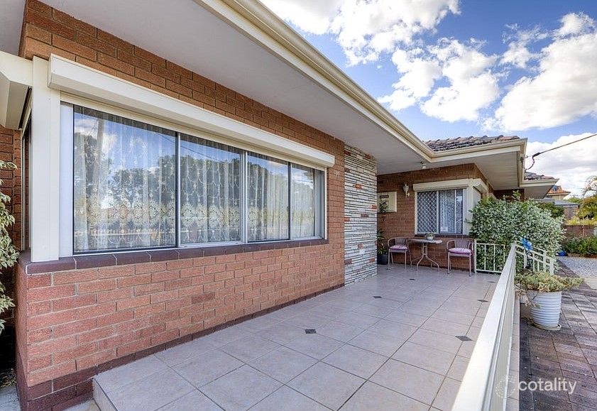 11 Sydenham St, Rivervale, WA 6103