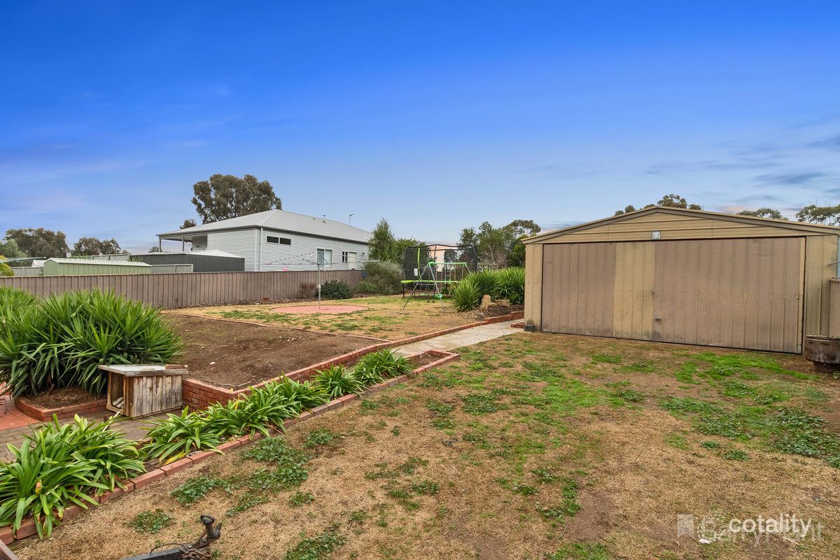 3 Lethebys Rd, Sailors Gully, VIC 3556