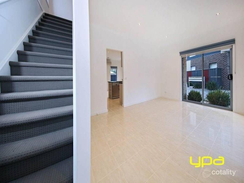 6/1 Dargi Grn, Caroline Springs, VIC 3023