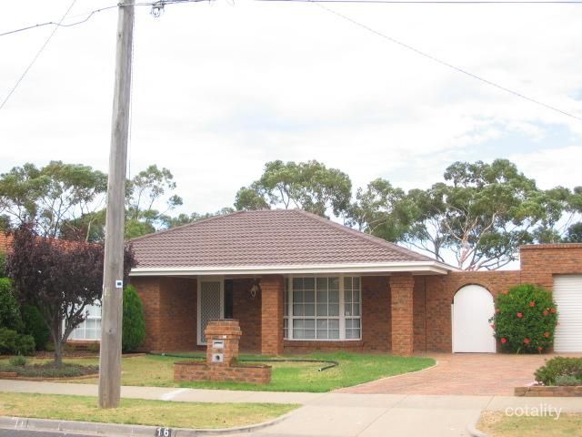 22 Hakea Ct, Altona Meadows, VIC 3028