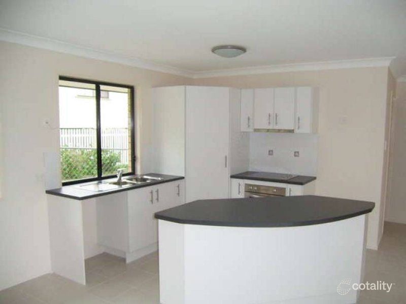 45 Roseberry Pde, Wynnum West, QLD 4178