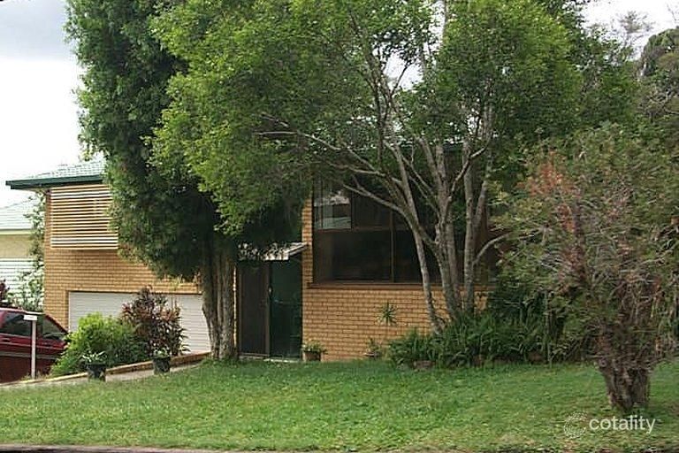 17 Irandi St, Mansfield, QLD 4122