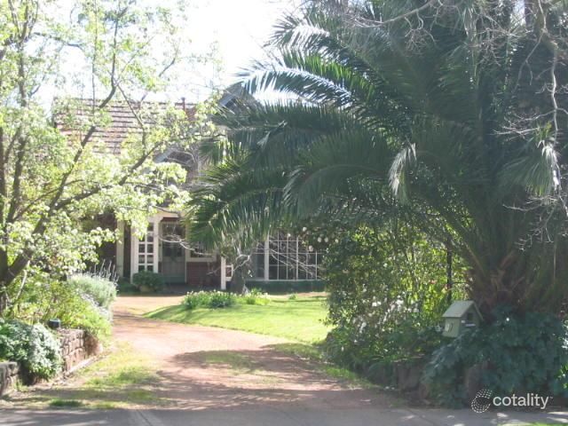 7 Barnsbury Rd, Deepdene, VIC 3103