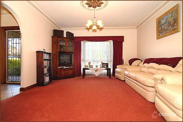 18 Alexis St, Hope Valley, SA 5090