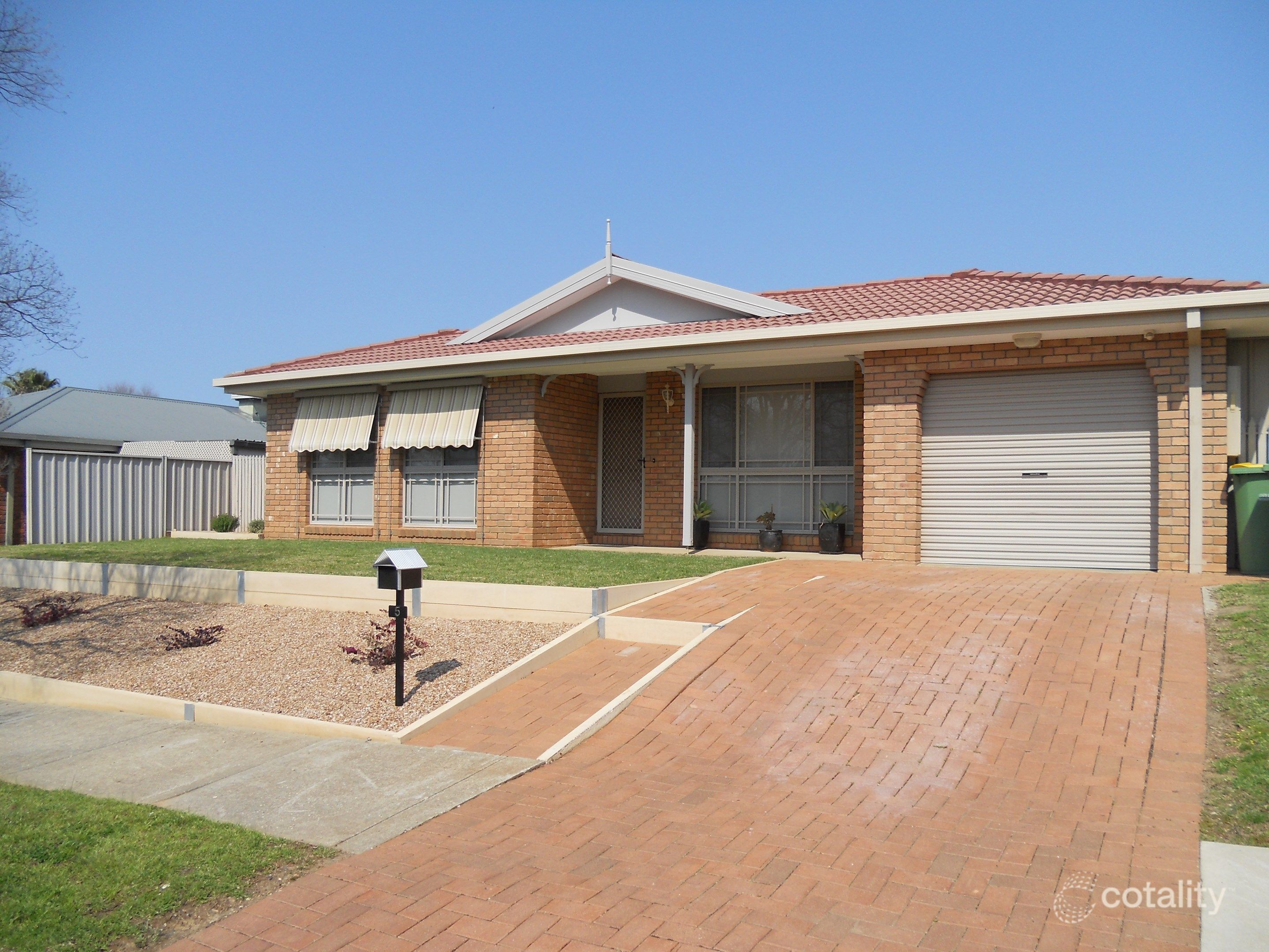 5 Jason Cct, West Wodonga, VIC 3690