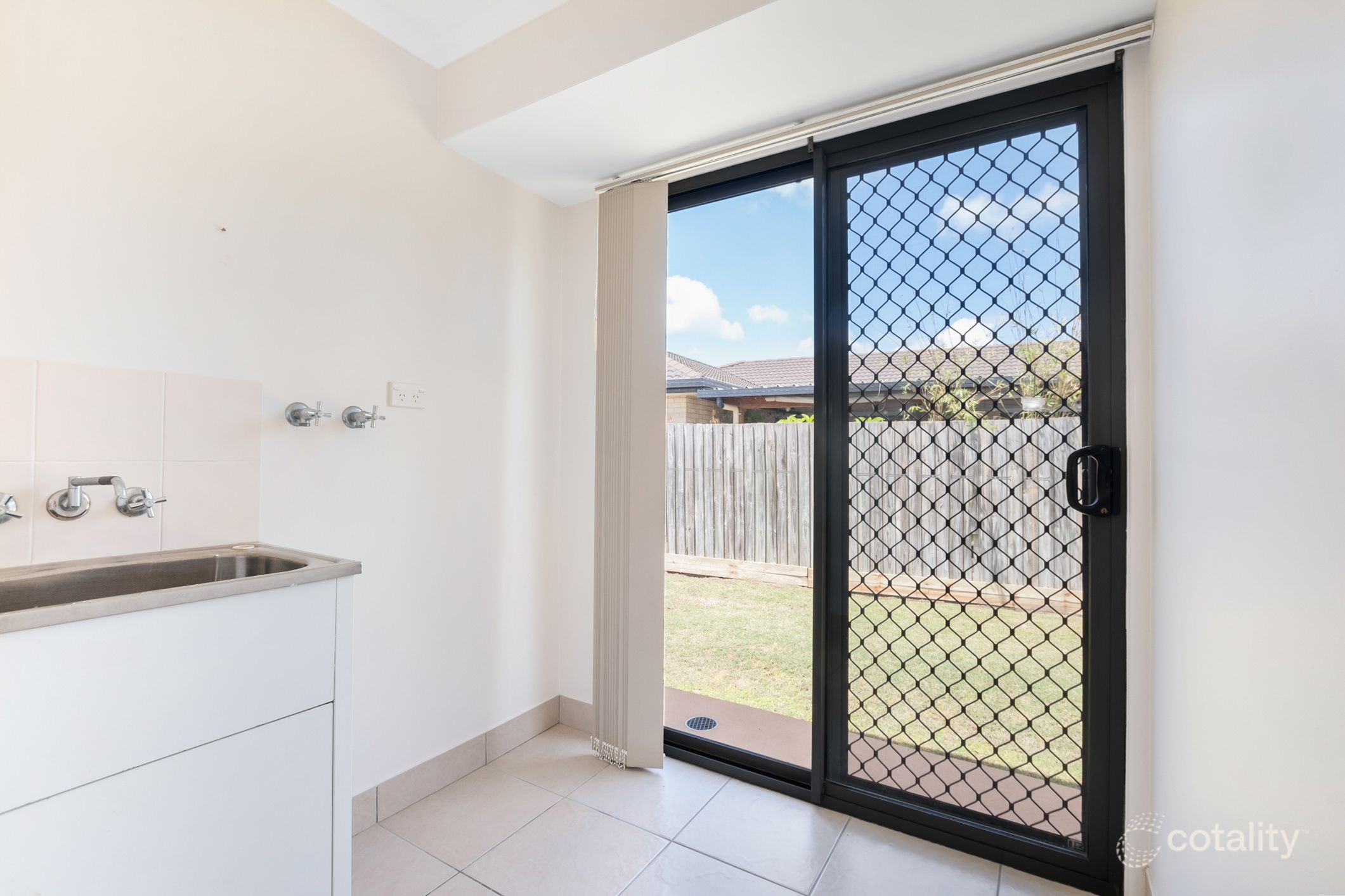 35 Links Ct, Kin Kora, QLD 4680