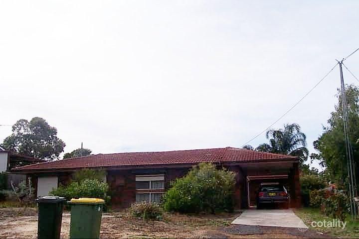 22 Fairfax Rd, Swan View, WA 6056