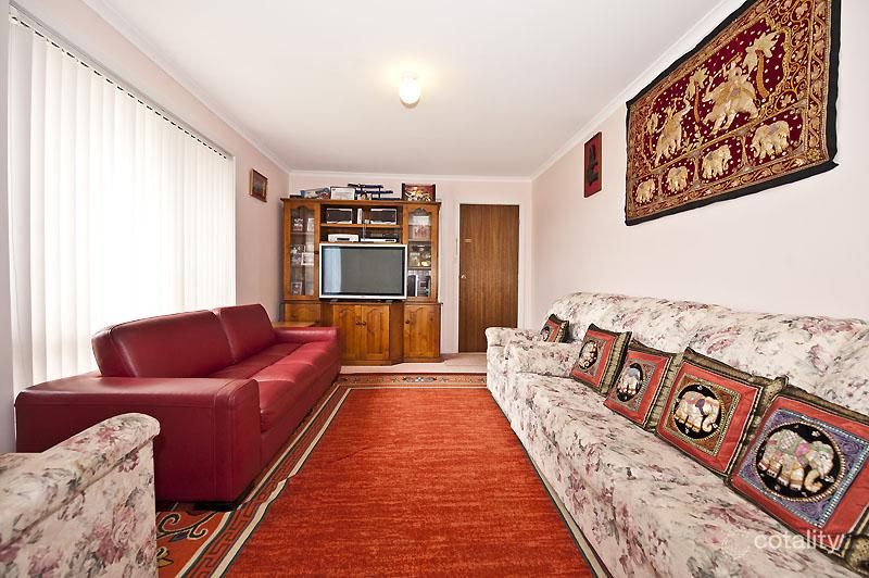 3 Jonsson Ct, Dunlop, ACT 2615