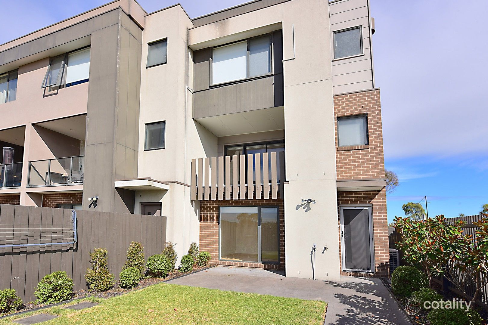 6 Merrimack Cres, Keysborough, VIC 3173