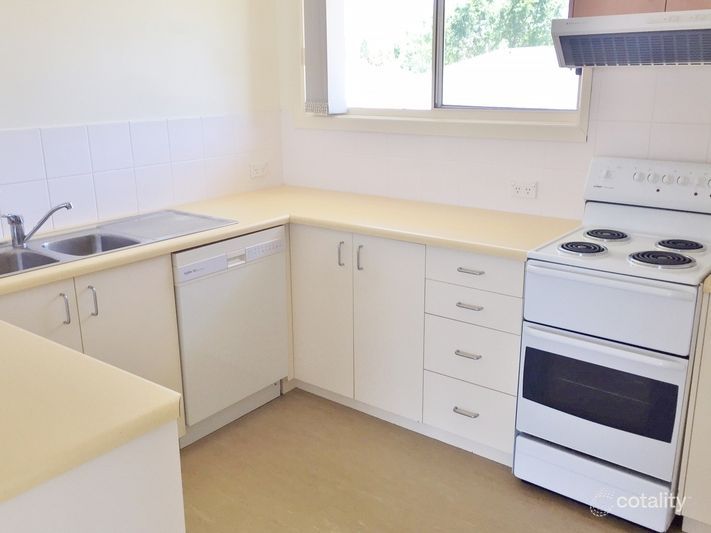 2/1 Hanlon Ct, West Wodonga, VIC 3690