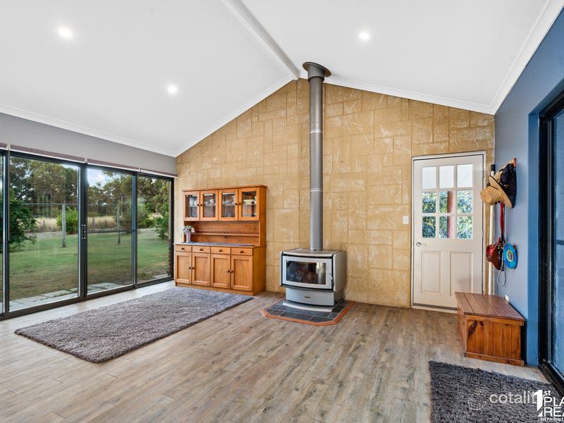 96 Grasshill Rd, Karnup, WA 6176