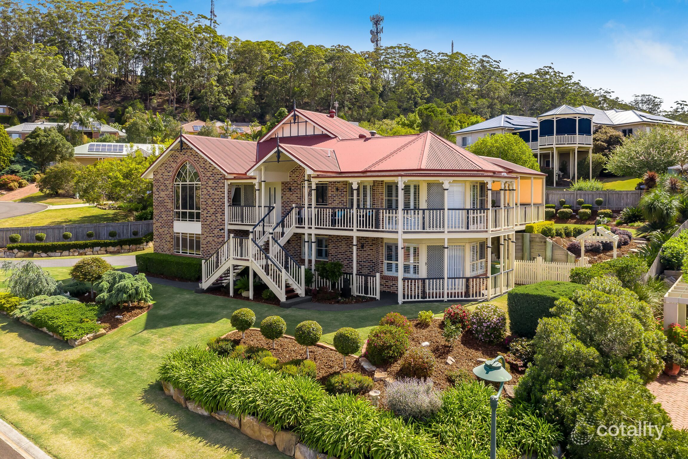 7 Martindale Ct, Mount Lofty, QLD 4350