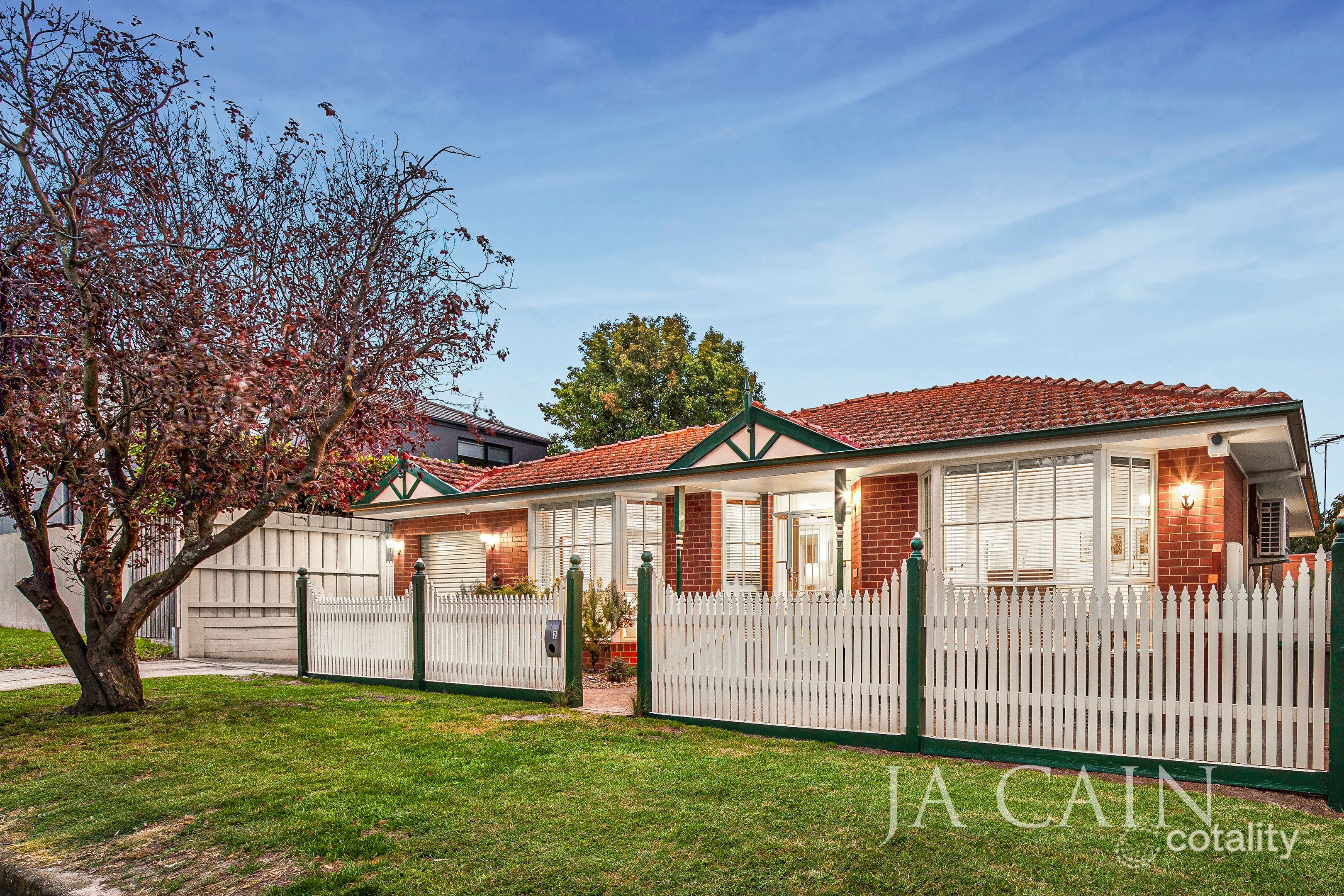 2 Baylon St, Bentleigh, VIC 3204