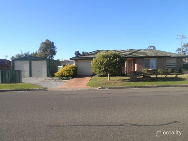 1 Marshall Pl, West Tamworth, NSW 2340