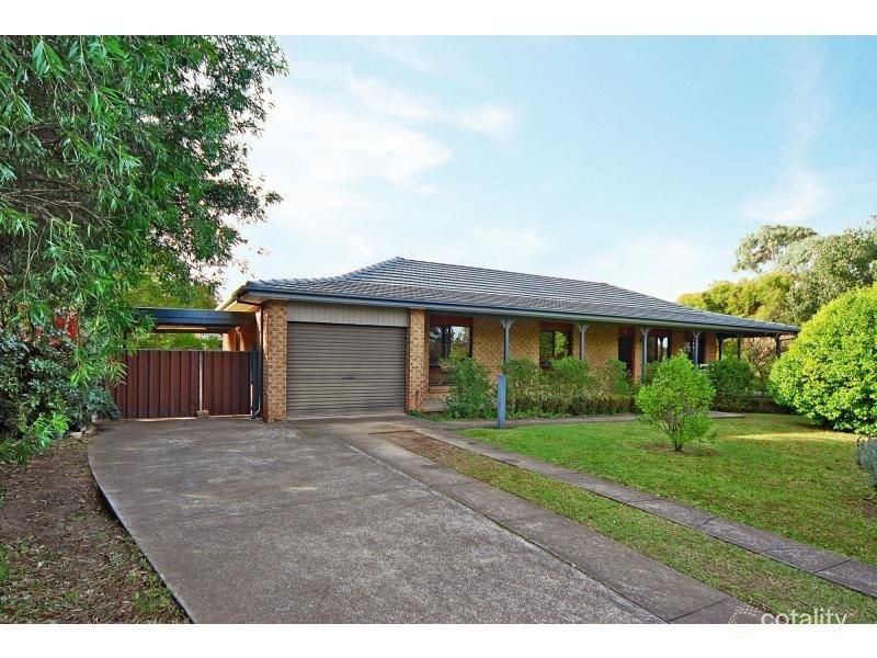 4 Woolway Cl, Cambewarra Village, NSW 2540