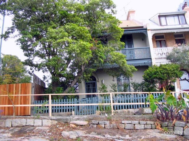 4 Neutral St, North Sydney, NSW 2060