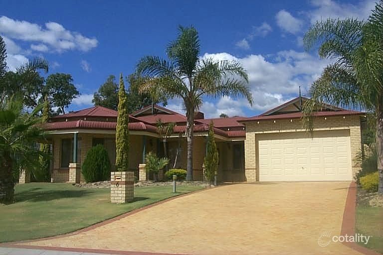 6 Treaty Oak Cove, Bibra Lake, WA 6163