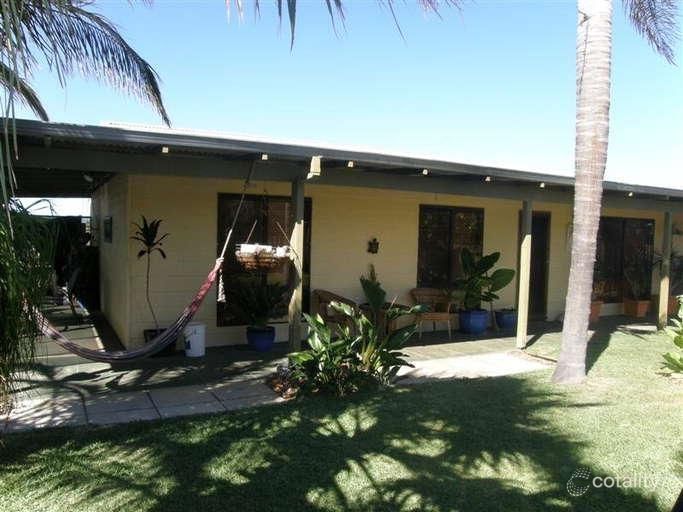 6 Gantheaume Cres, Kalbarri, WA 6536