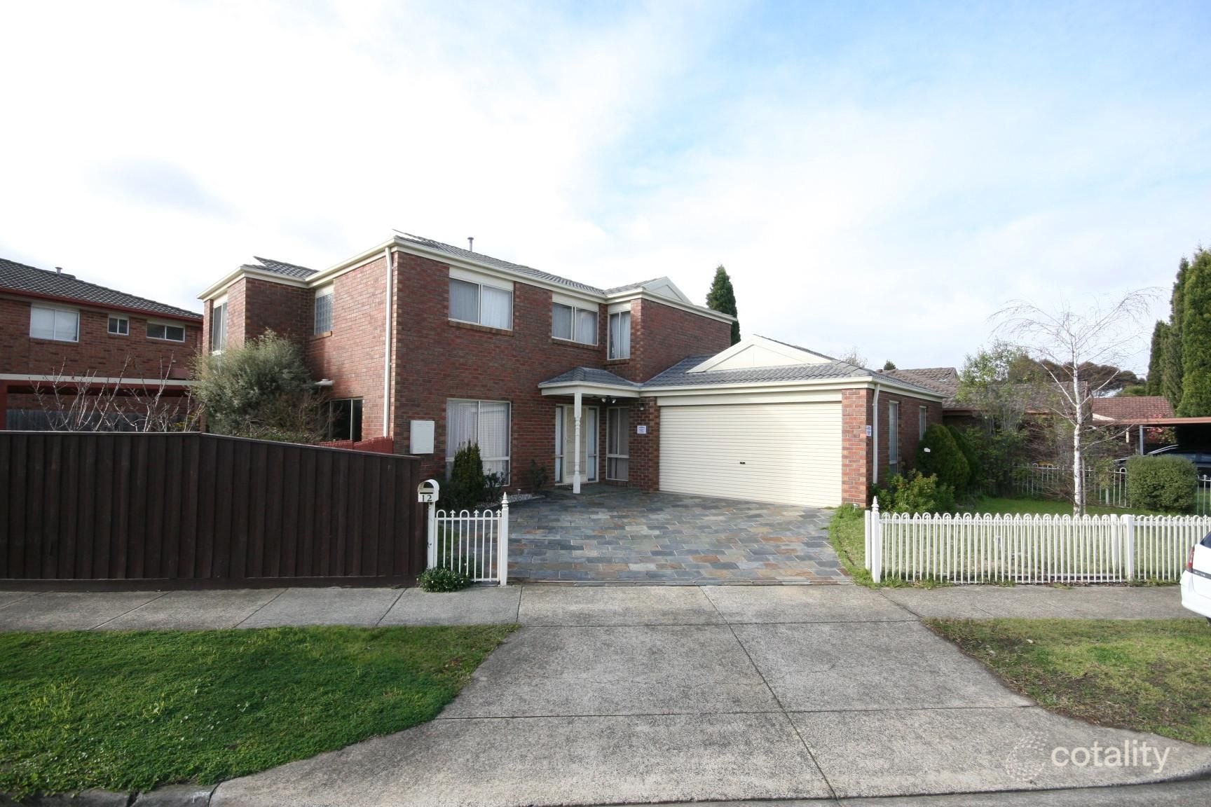 10 Jenola Pde, Wantirna South, VIC 3152