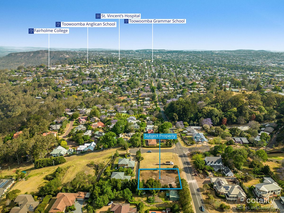 20 Mackenzie St, Mount Lofty, QLD 4350