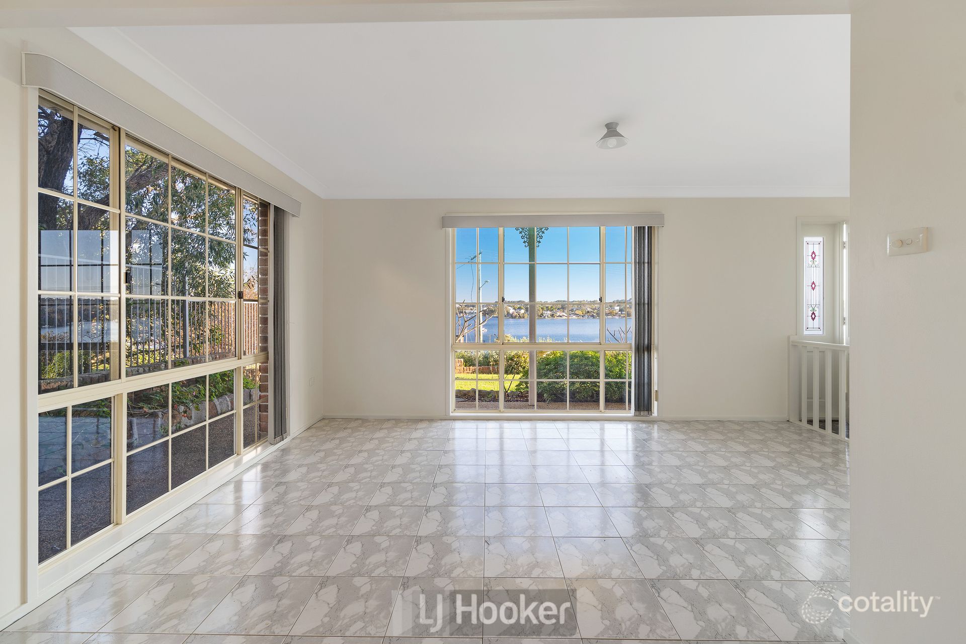 61 Sealand Rd, Fishing Point, NSW 2283