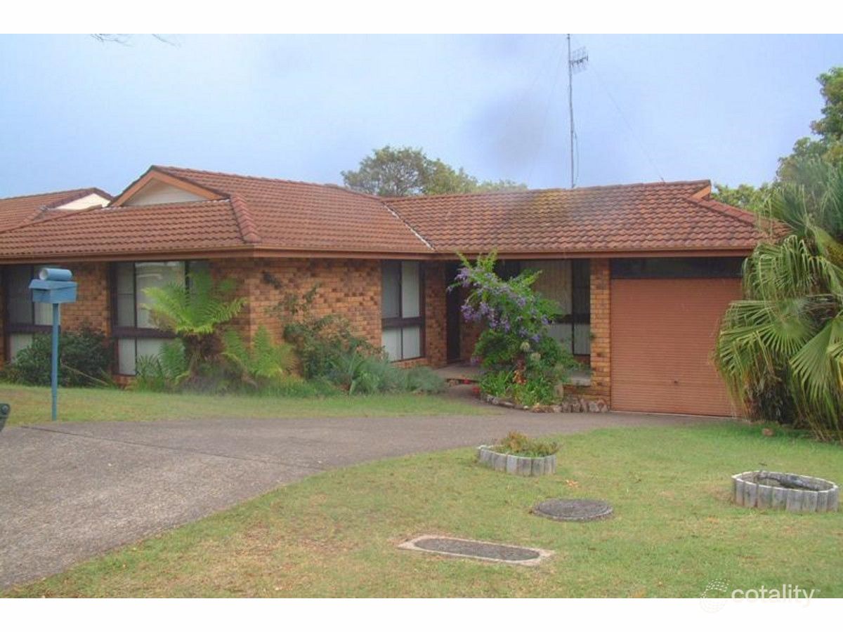 7 Minnibah Cct, Forster, NSW 2428