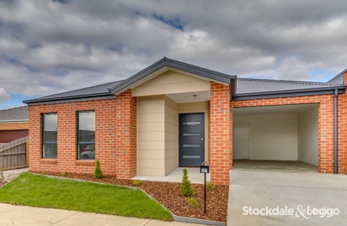 19 Roscommon Dr, Traralgon, VIC 3844