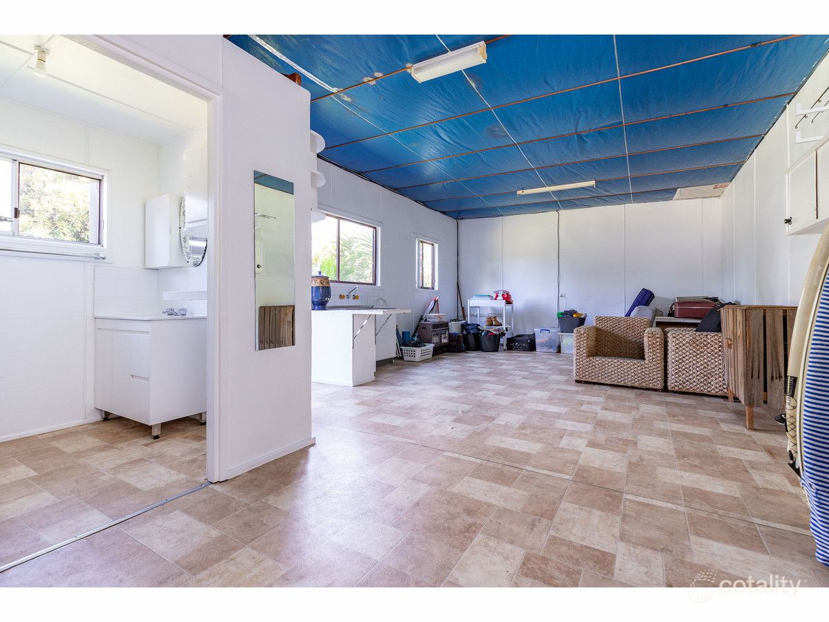 4 Stewart Pde, Tuncurry, NSW 2428