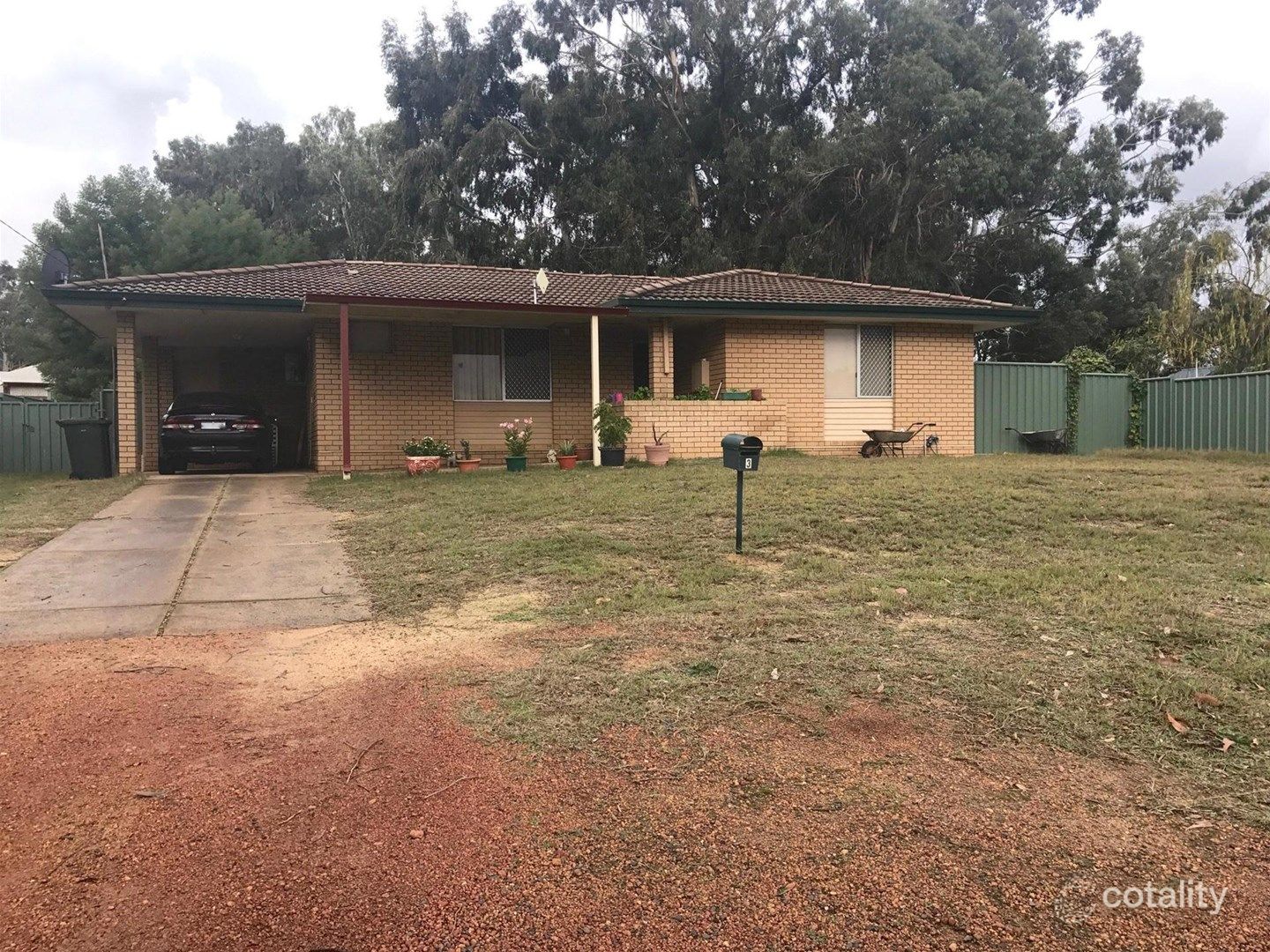 3 Wuraming Ave, Boddington, WA 6390