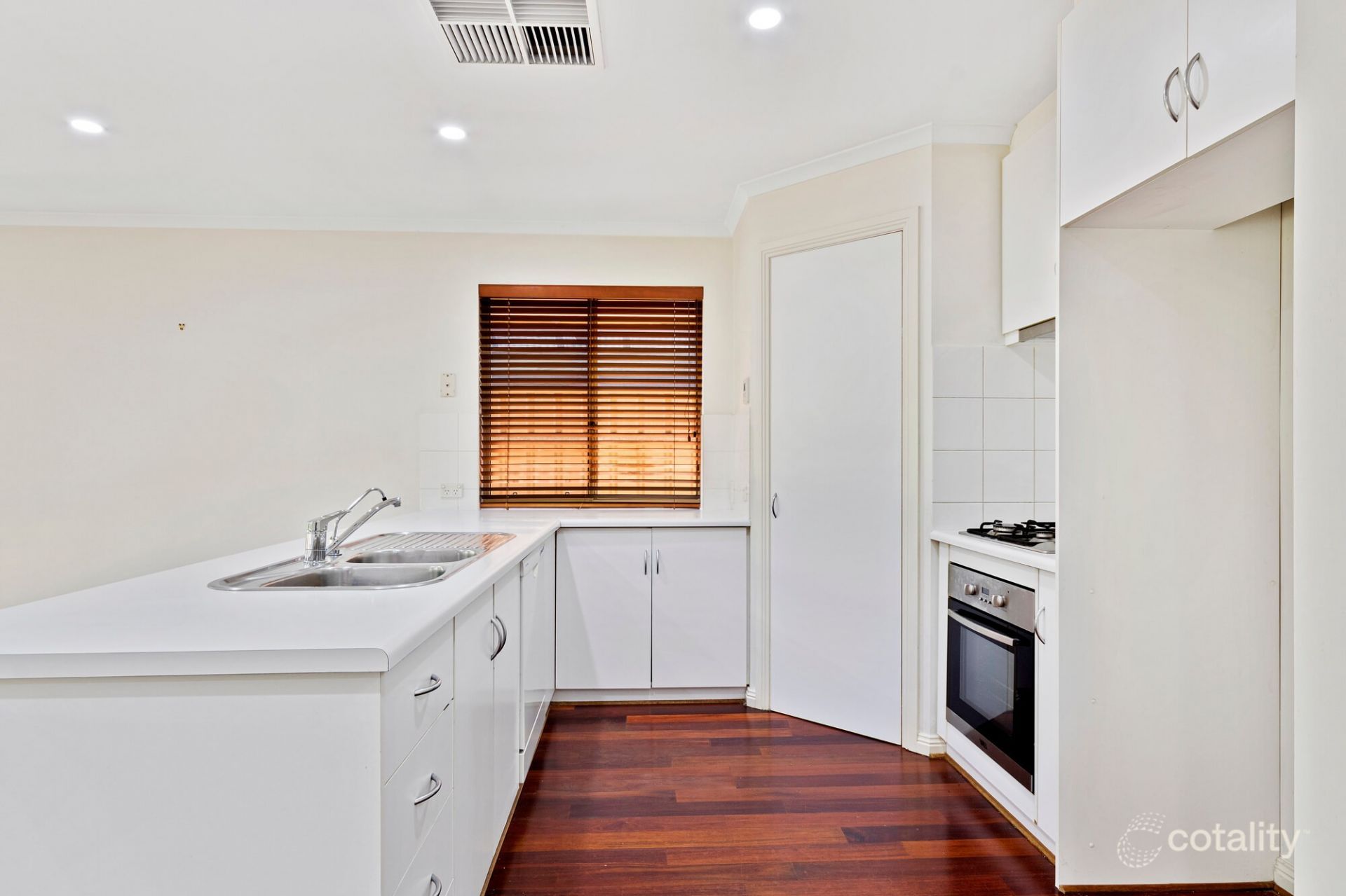 12 Pickard Cct, Woodcroft, SA 5162