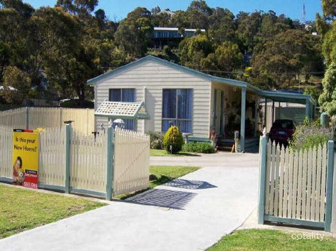 145 Golf Links Rd, Lakes Entrance, VIC 3909