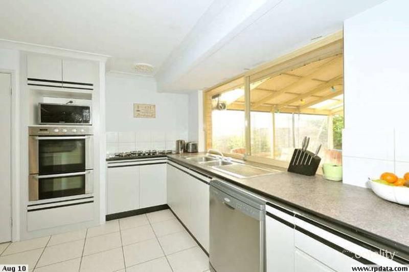 24 Ledger St, Warnbro, WA 6169