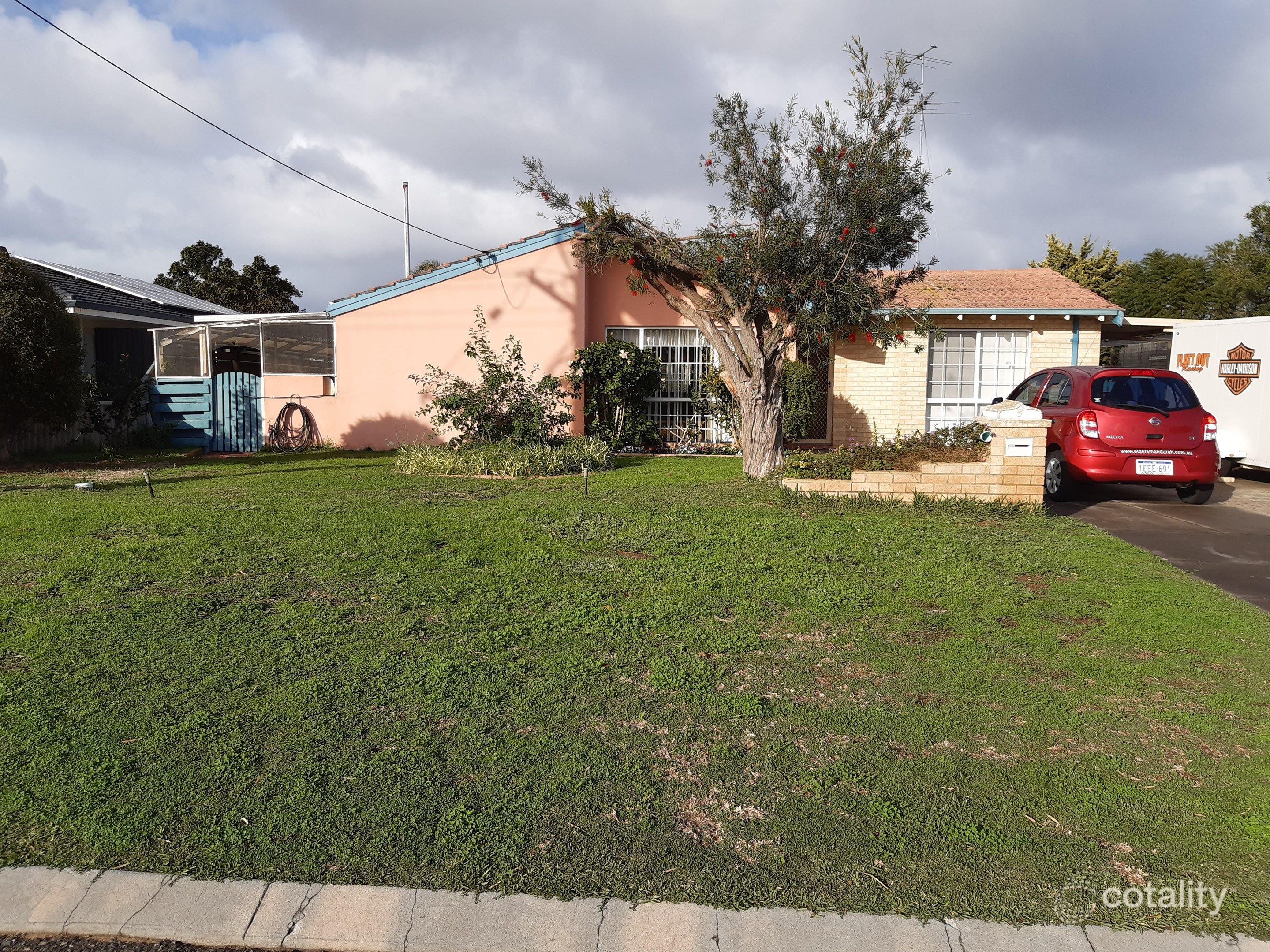 5 Luckhurst Dr, Mandurah, WA 6210