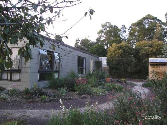 30 Fishers Rd, Scotsburn, VIC 3352