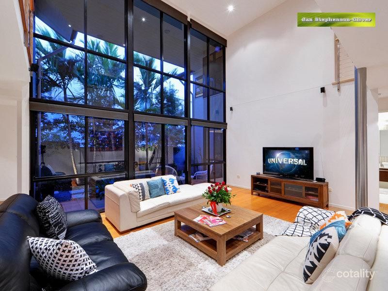 8075 Riverside Dr, Hope Island, QLD 4212