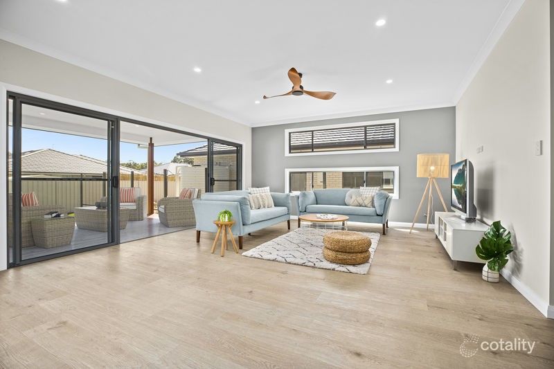17 Mermaid Dr, Sandy Beach, NSW 2456