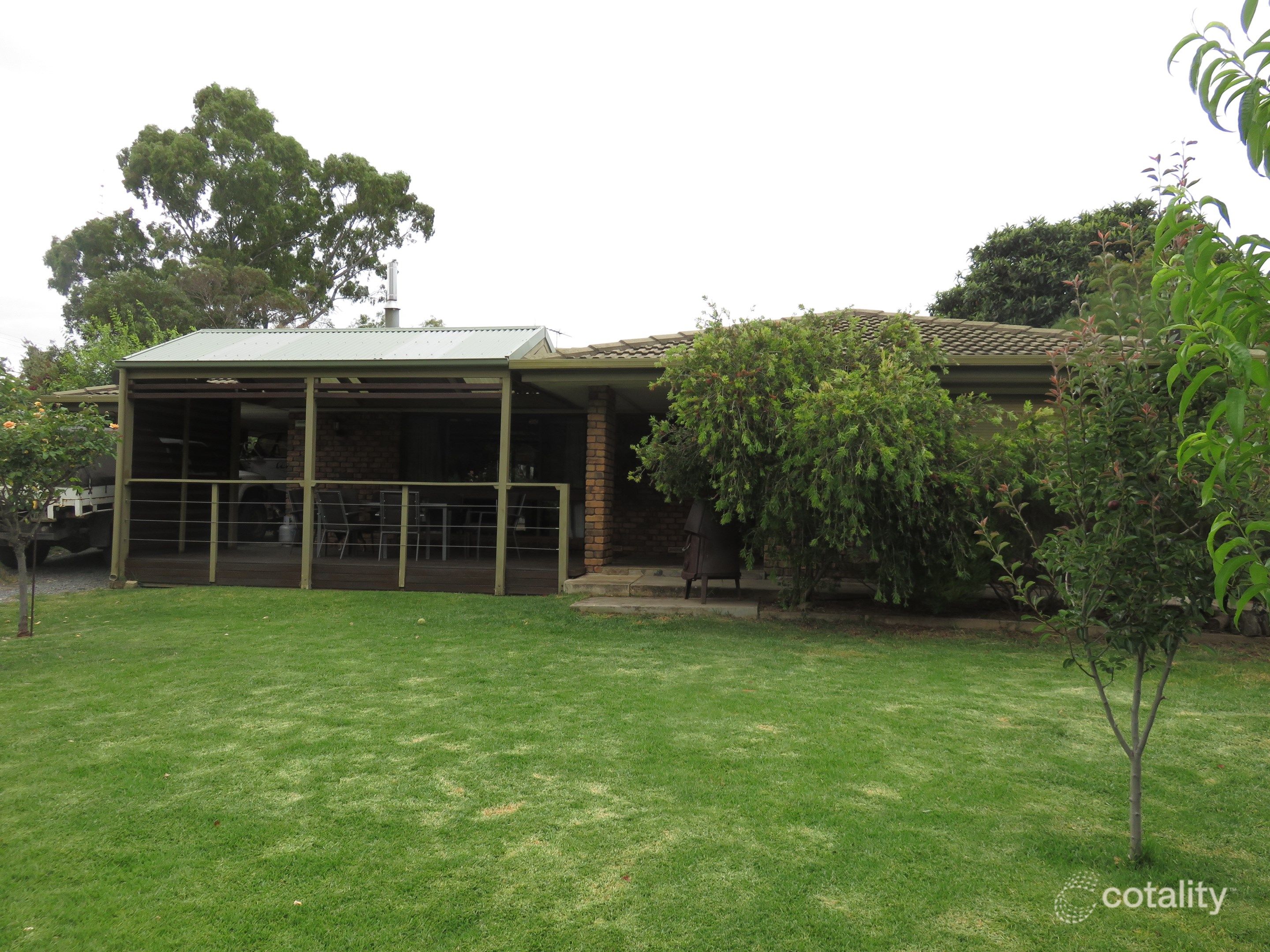 5 Warren Ave, Williamstown, SA 5351