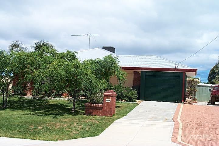 12 Damepattie Dr, Two Rocks, WA 6037