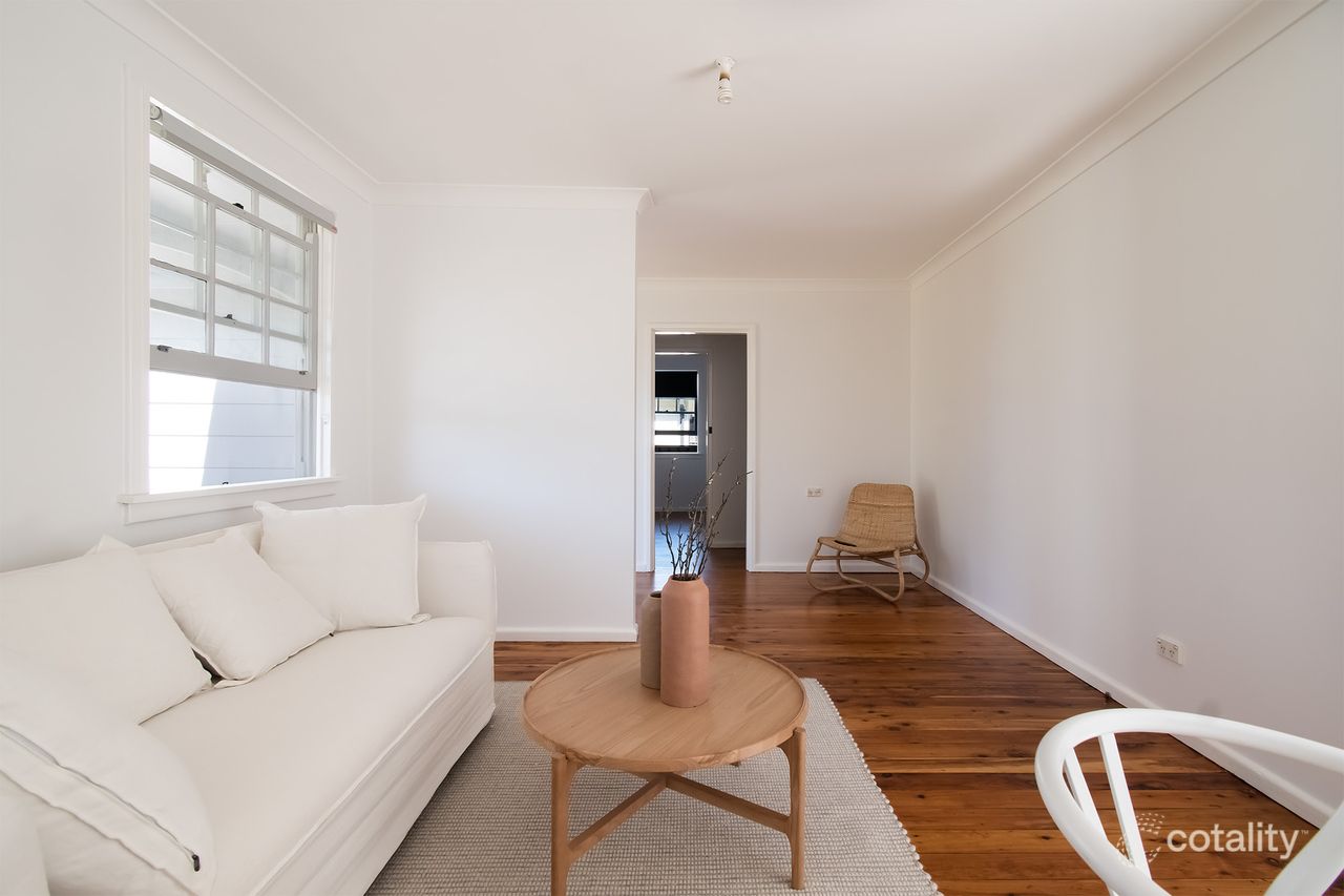 37 Pitcairn Ave, Lethbridge Park, NSW 2770