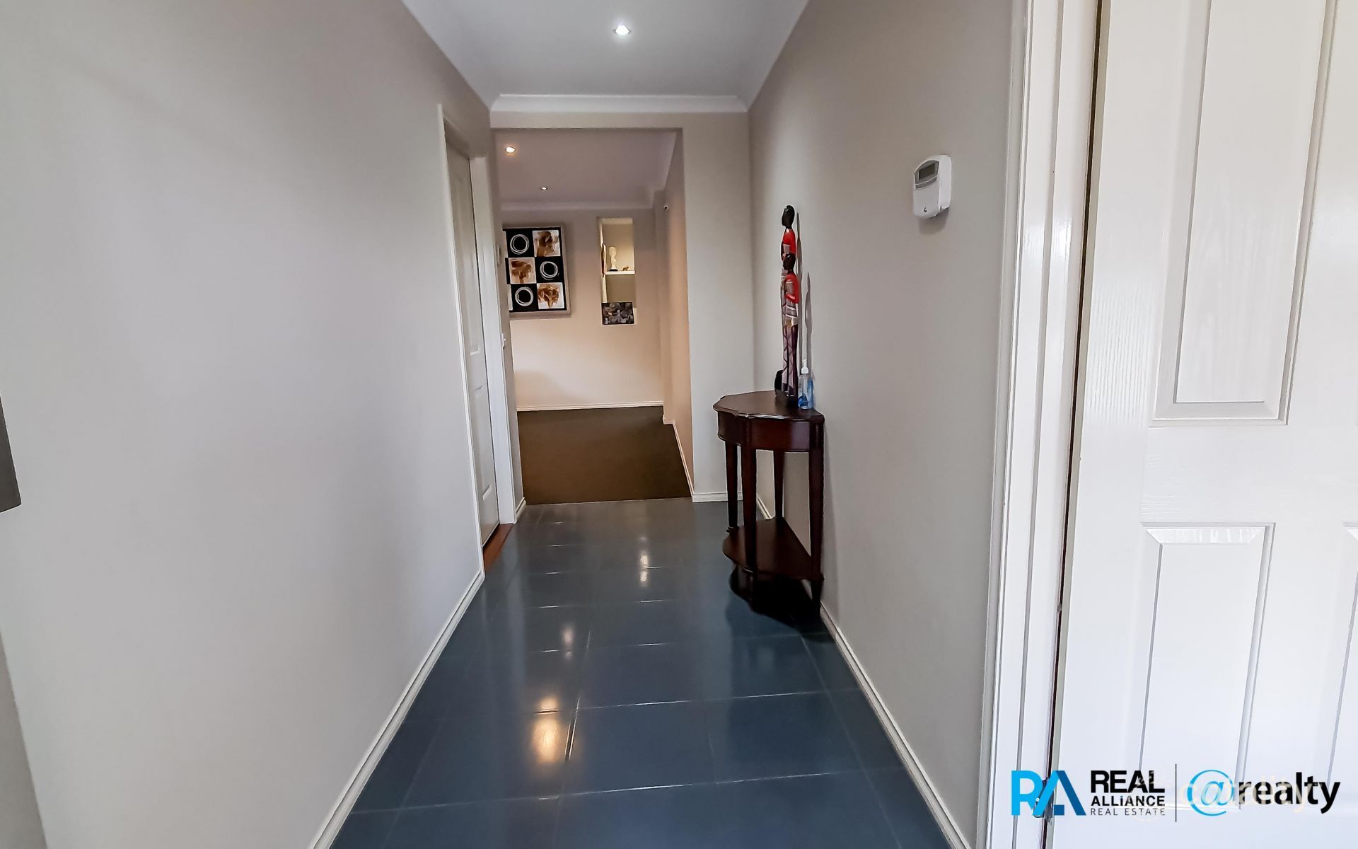 27 Jupiter Cres, Cranbourne West, VIC 3977