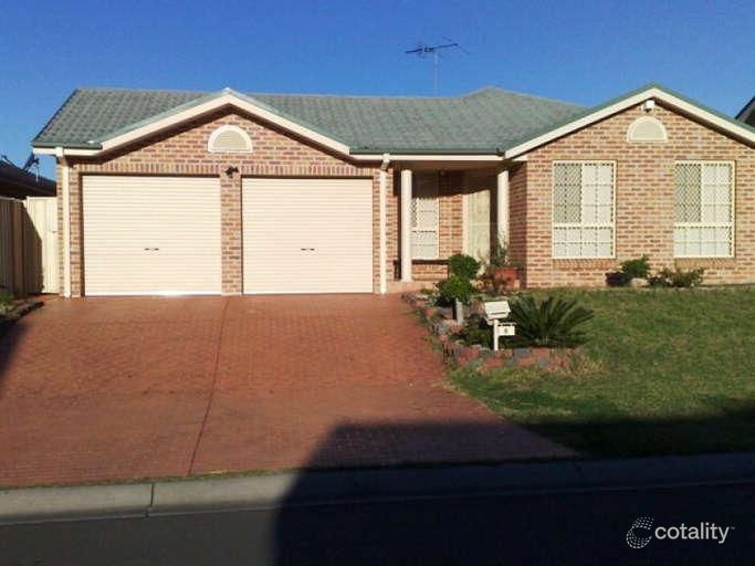 6 Domenic Cl, Hoxton Park, NSW 2171